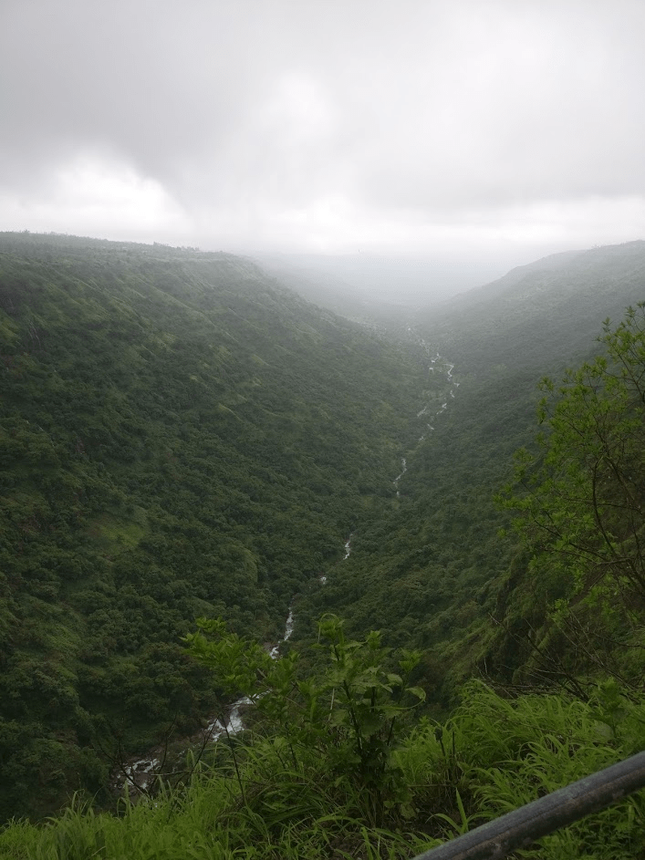 Places to visit near Mumbai in monsoon - Mahabaleshwar 
