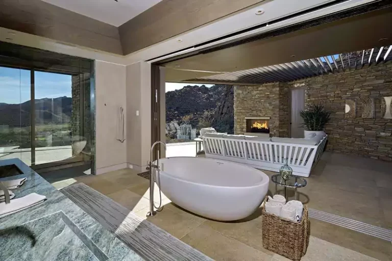 Solid Surface Bathtub